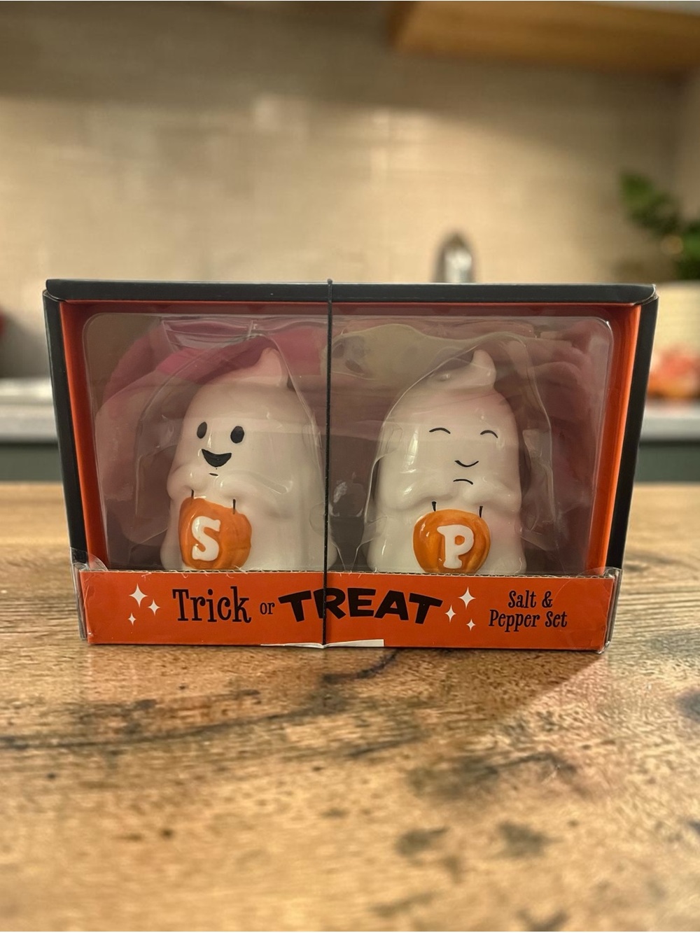 Ghost Salt & Pepper Shaker Set